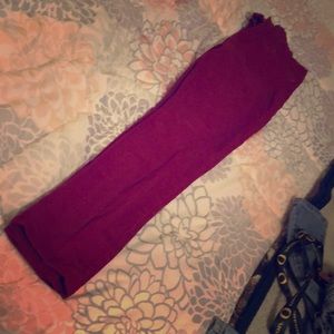 Red, nobo high rise sculpting skinny crop jeans.